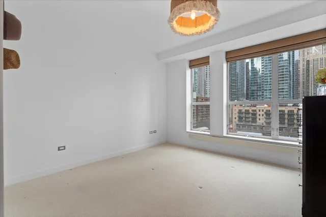 $649,900 | 415 East North Water Street, Unit 801, Chicago, IL 60611