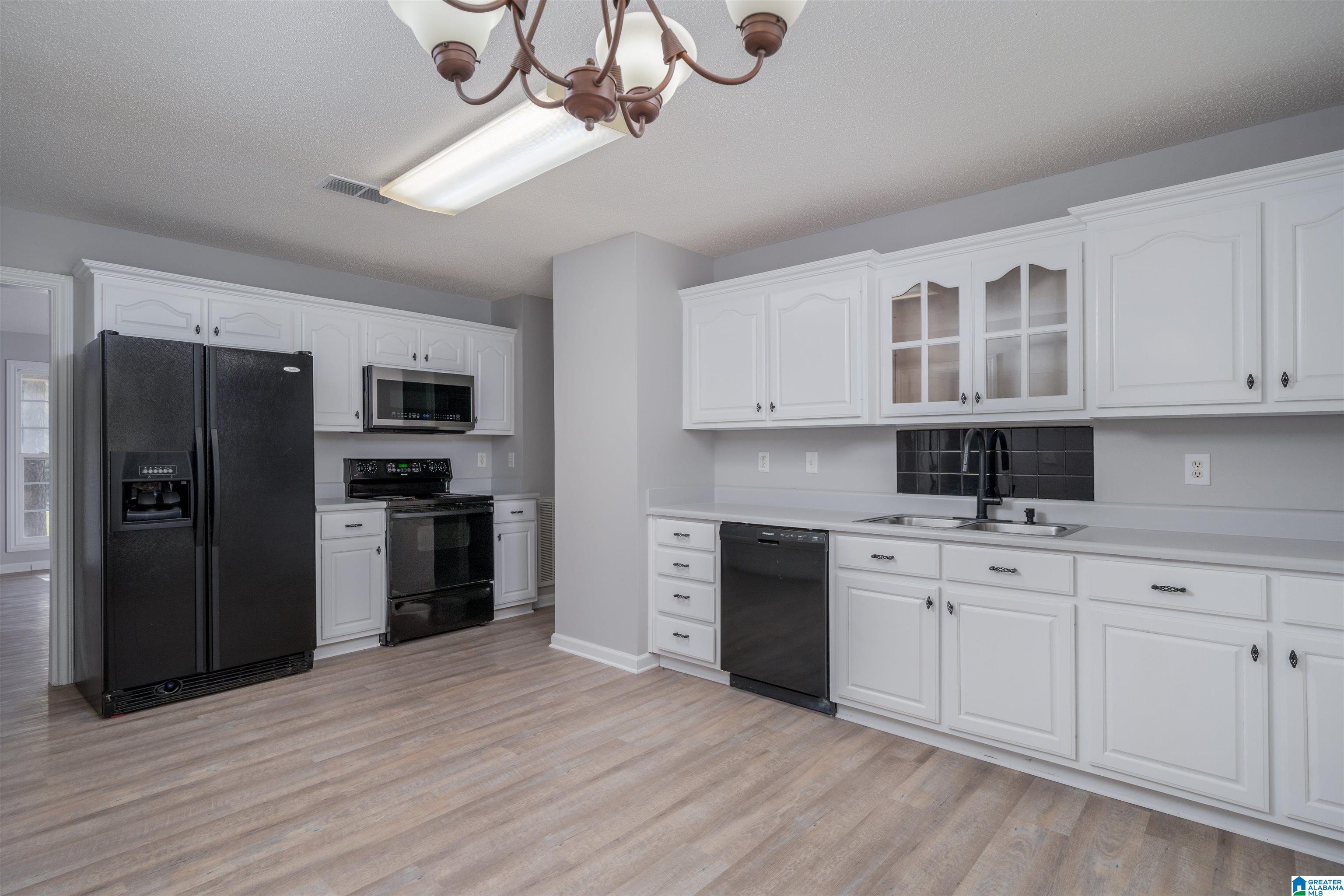 14095 Dairy Barn Road Cottondale, AL 35453 - Photo 6 of 25