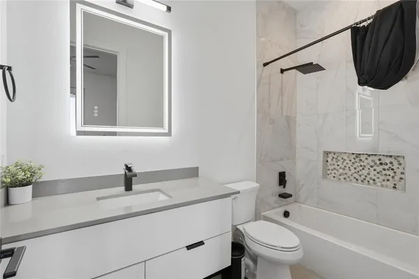 $3,500 | 3316 Nomas Street, Dallas, TX 75212