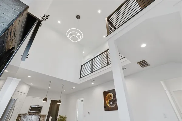 $3,500 | 3316 Nomas Street, Dallas, TX 75212