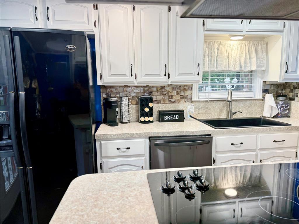 4216 Greenwood Road Weatherford, TX 76088 - Photo 7 of 26