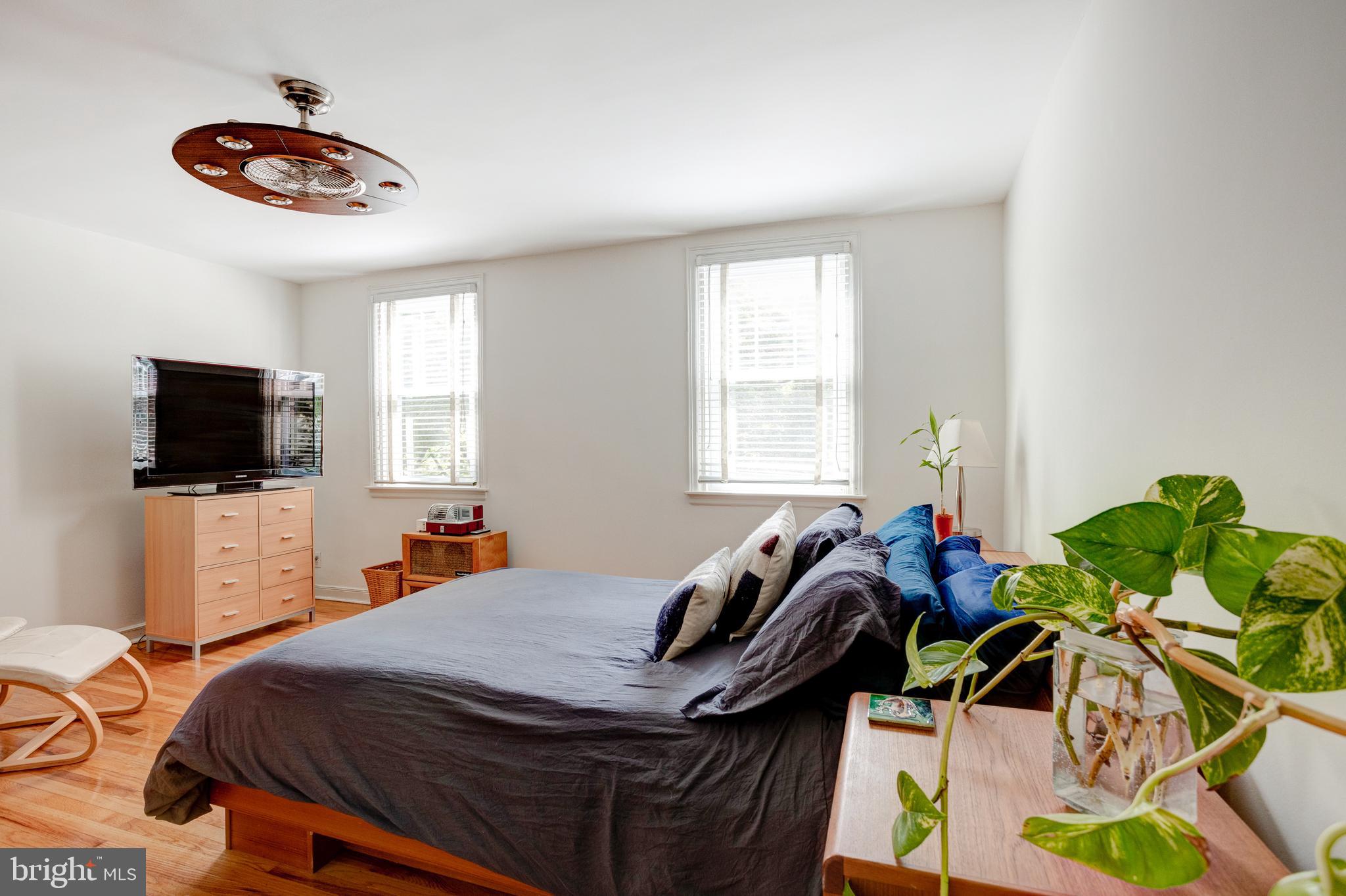 8045 Winston Road Philadelphia, PA 19118 - Photo 23 of 26 Gallery Image 23