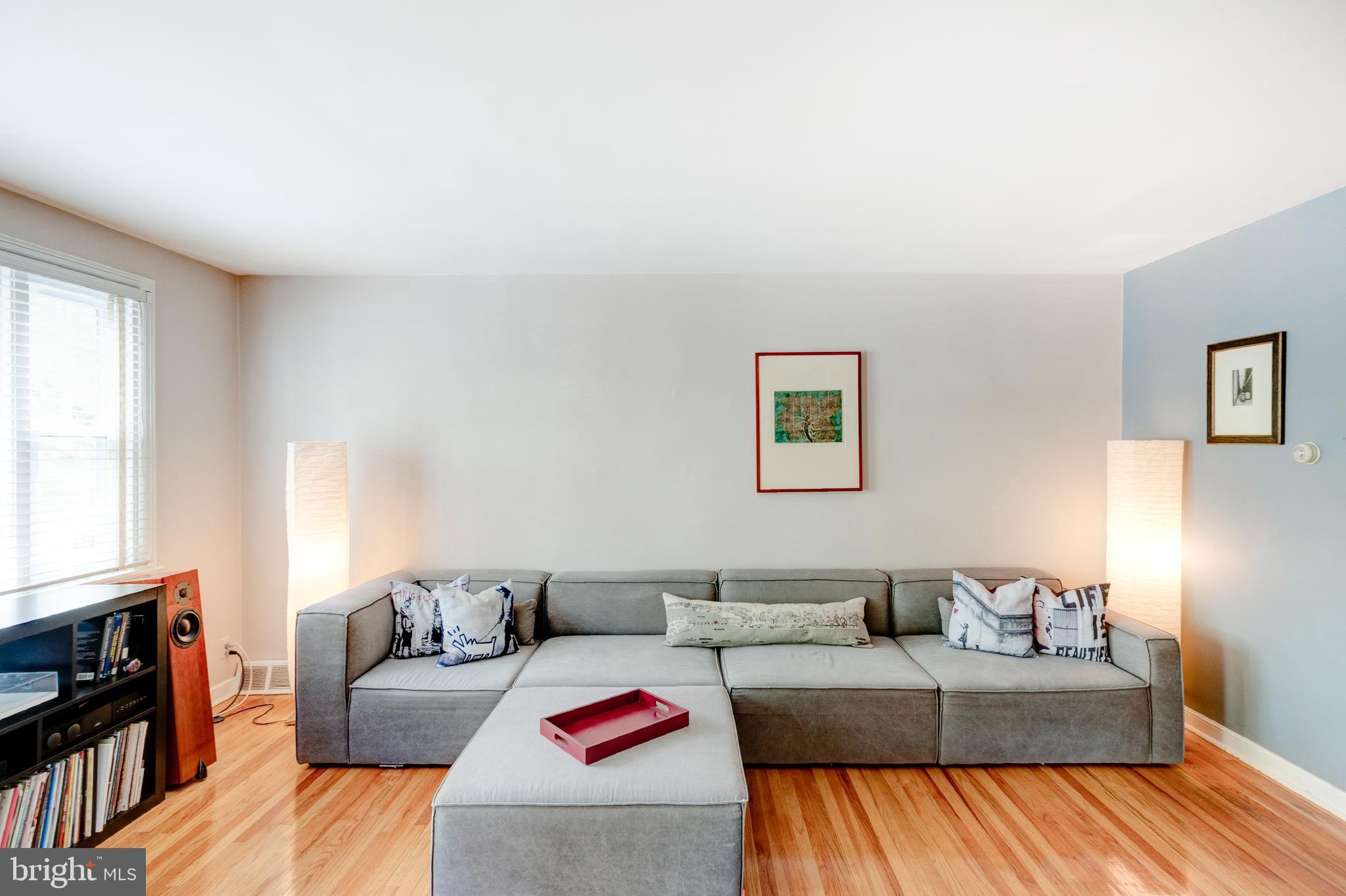 8045 Winston Road Philadelphia, PA 19118 - Photo 8 of 26 Gallery Image 8
