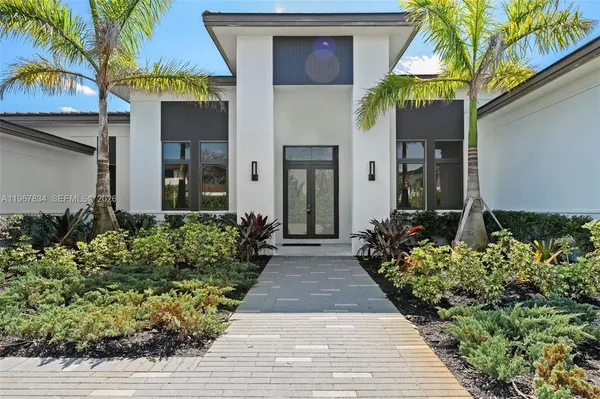 $2,480,000 | 14920 Southwest 16 Court, Davie, FL 33325