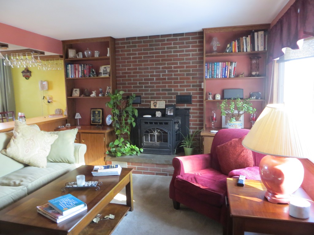 17 Shirley Road Lynn, MA 01904 - Photo 11 of 21 Gallery Image 11