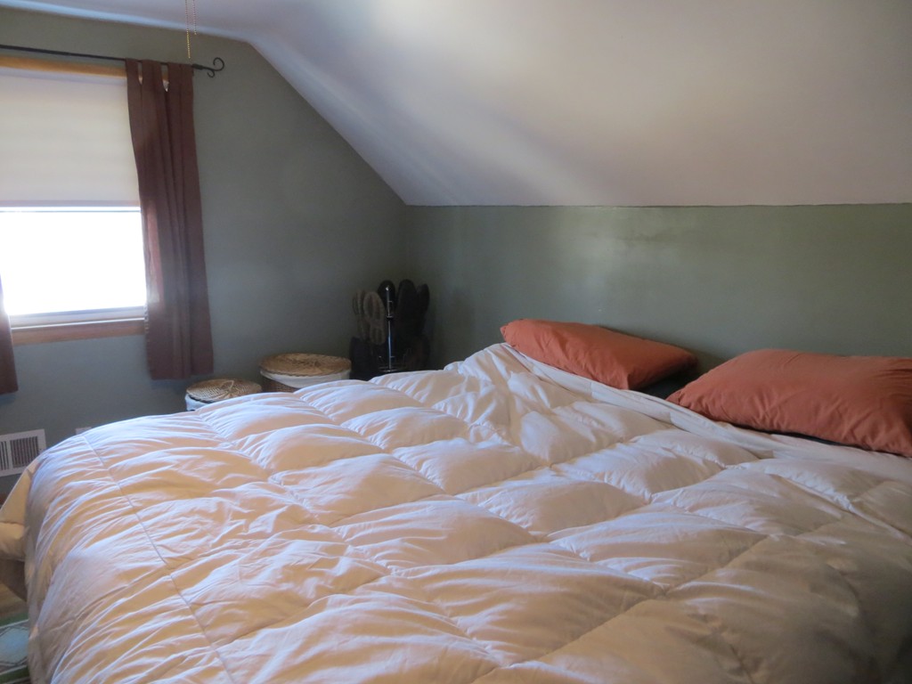 17 Shirley Road Lynn, MA 01904 - Photo 13 of 21 Gallery Image 13
