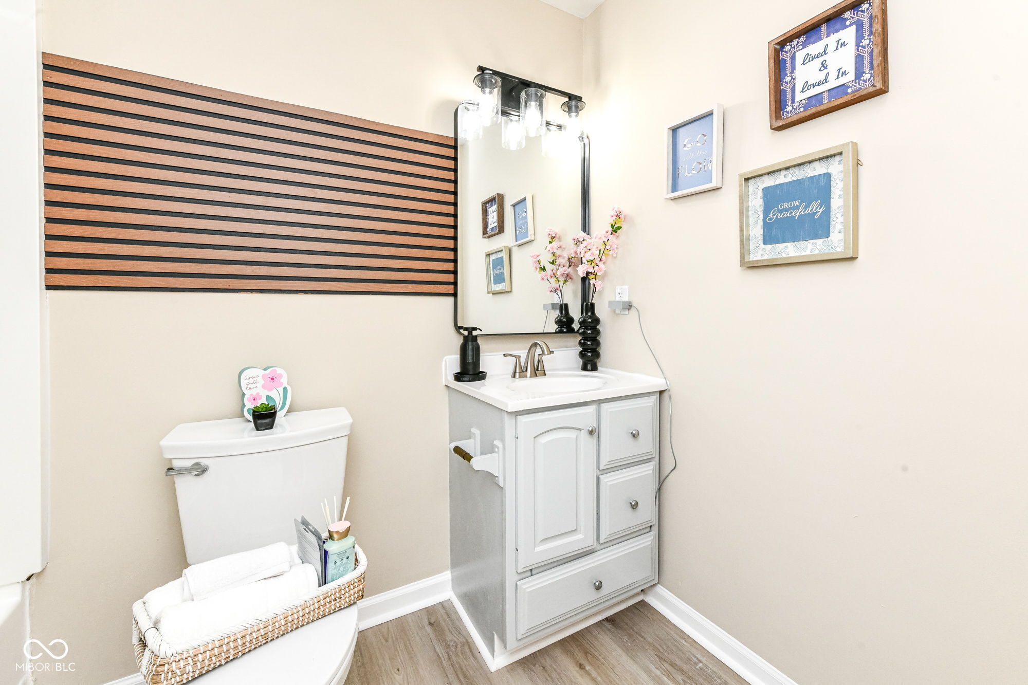 651 Fabyan Road Indianapolis, IN 46217 - Photo 27 of 33 Gallery Image 27