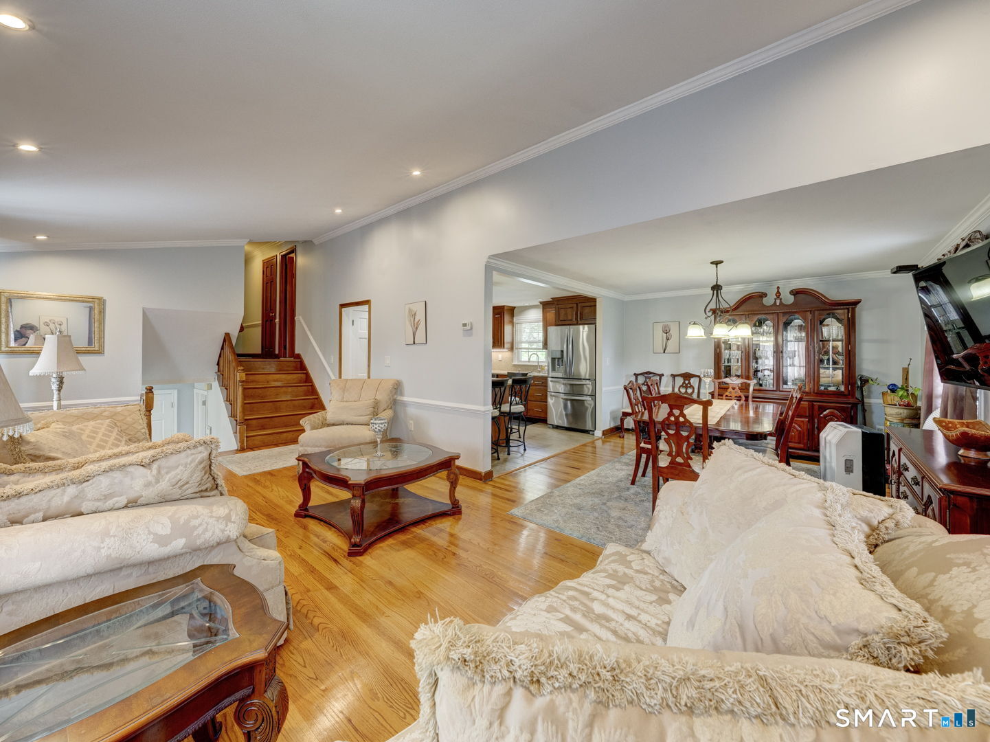 4 Lee Circle Bloomfield, CT 06002 - Photo 13 of 38