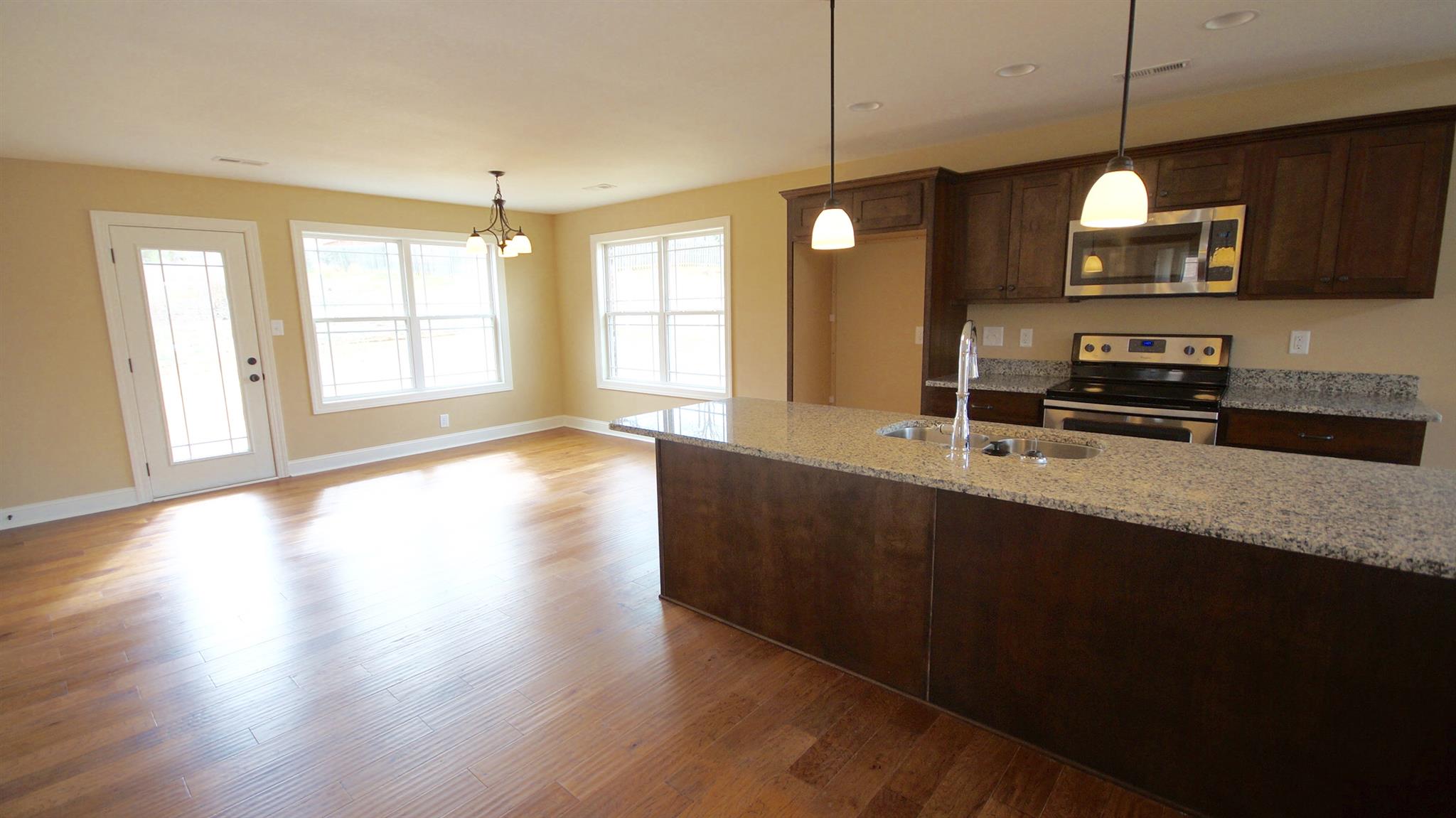 3556 Drake Road Adams, TN 37010 - Photo 5 of 14
