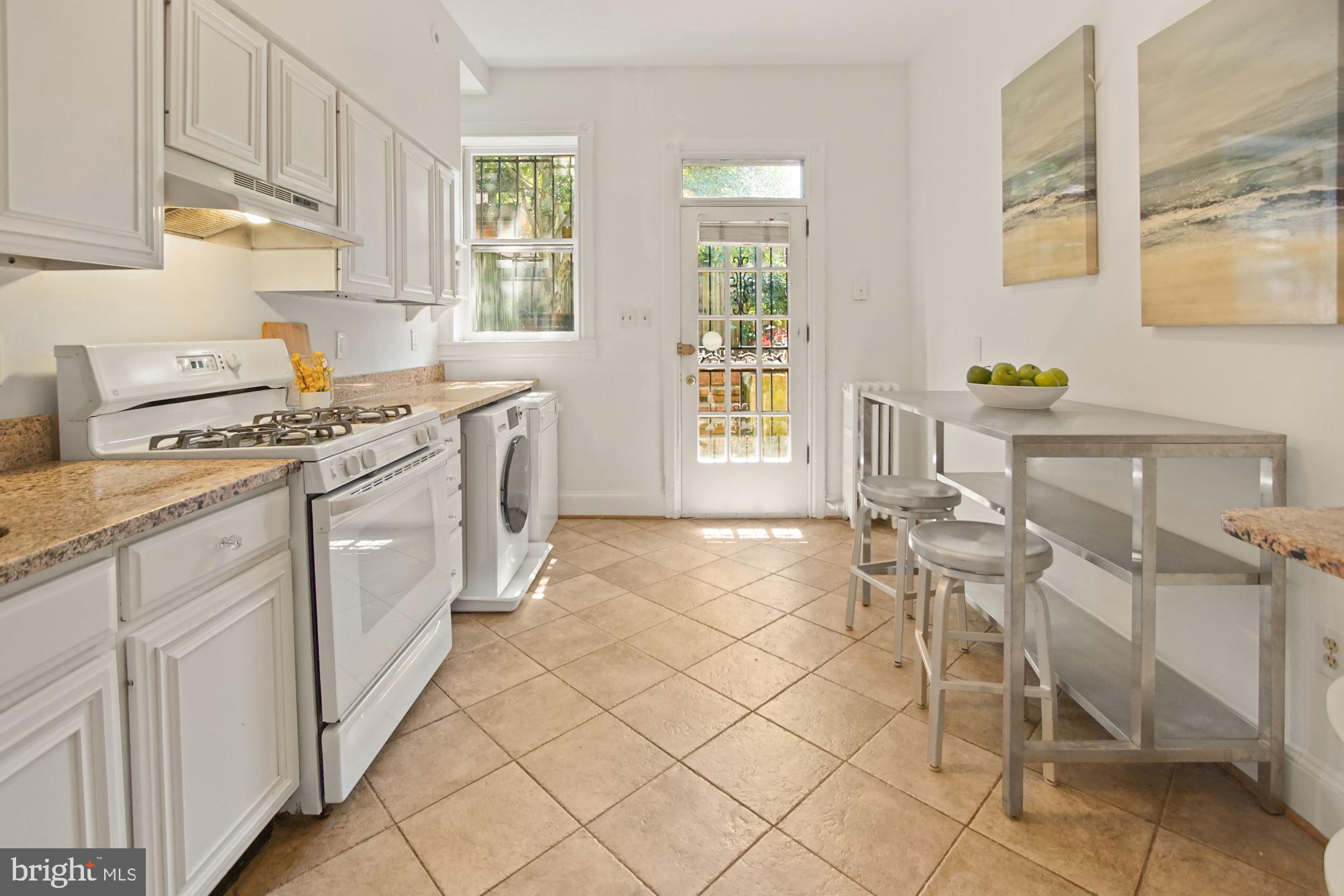 321 F Street Northeast Washington, DC 20002 - Photo 7 of 30 South facing 10' wide galley style kitchen