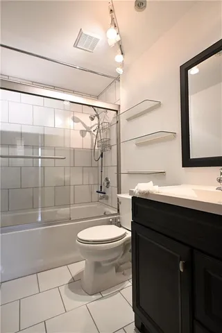 an empty room with closet