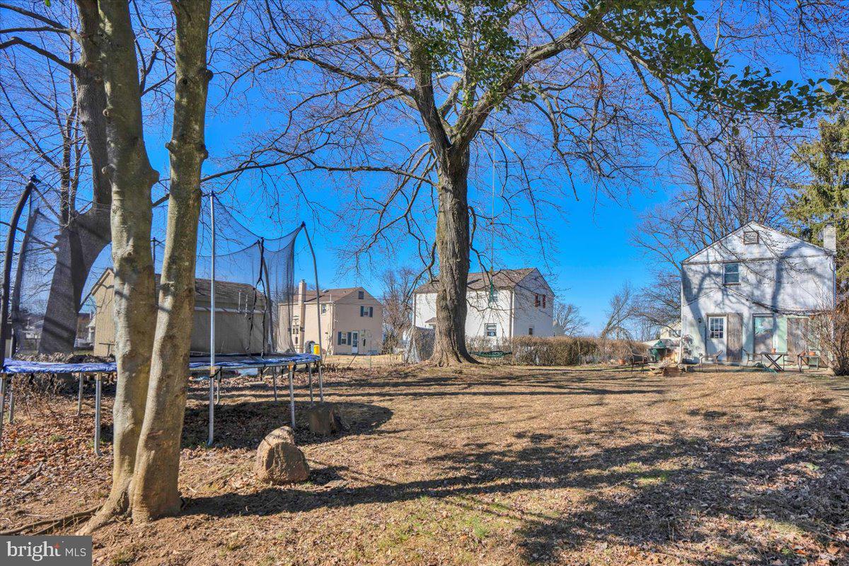 106 Redford Road Oreland, PA 19075 - Photo 23 of 25 Gallery Image 23