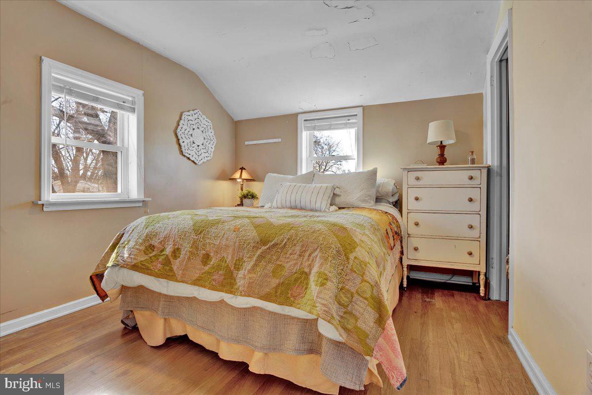 106 Redford Road Oreland, PA 19075 - Photo 10 of 25 Gallery Image 10