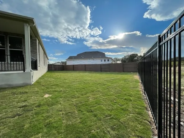$3,295 | 412 Copperleaf Cove, Marble Falls, TX 78654