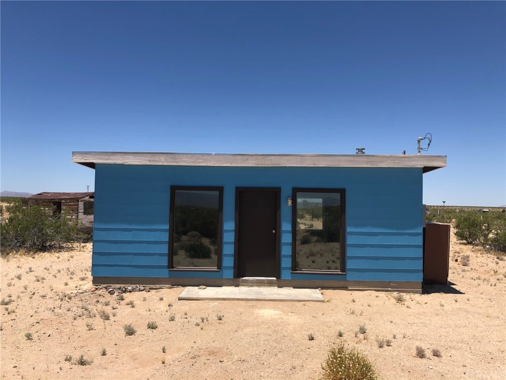 715 Cady Road Joshua Tree, CA 92252 - Photo 2 of 5