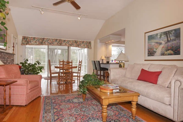44 Old Coach Road Sudbury, MA 01776 - Photo 5 of 26 Gallery Image 5