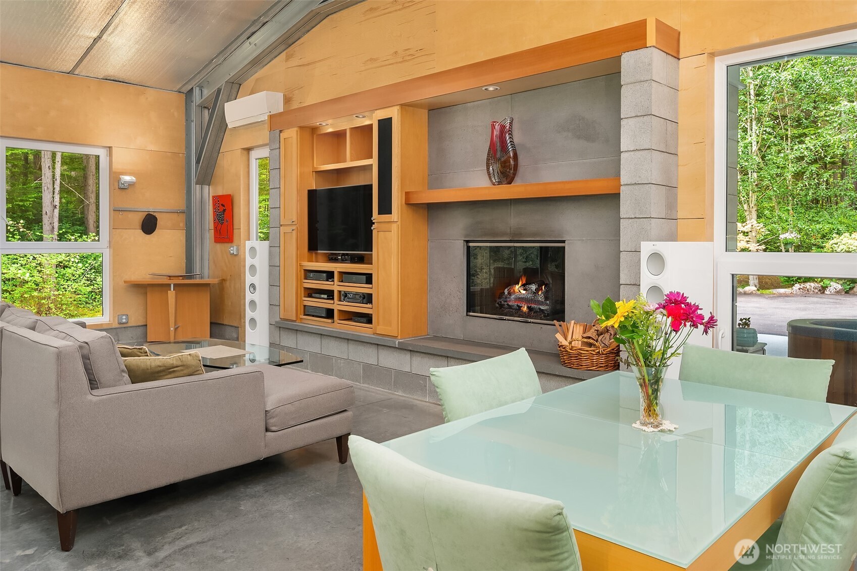 26030 Wax Orchard Road Southwest Vashon, WA 98070 - Photo 12 of 35 Gallery Image 12