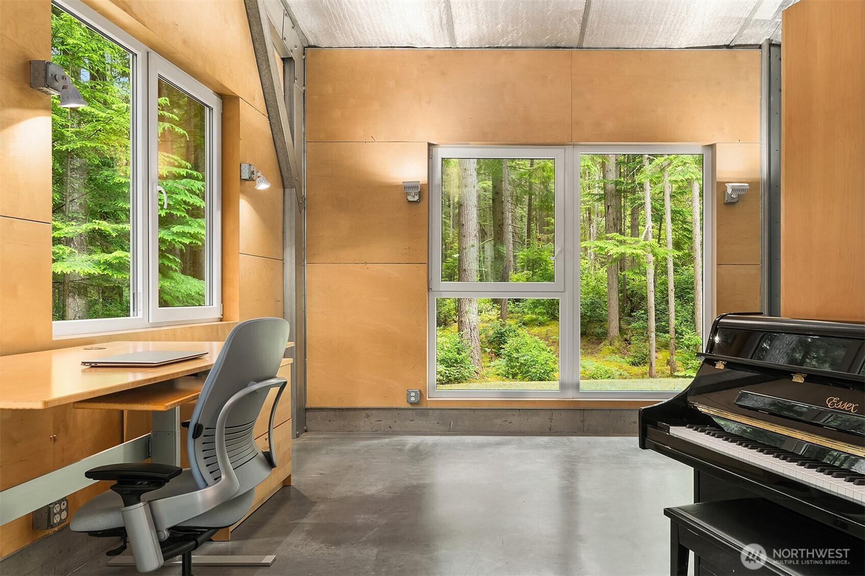 26030 Wax Orchard Road Southwest Vashon, WA 98070 - Photo 16 of 35 Gallery Image 16