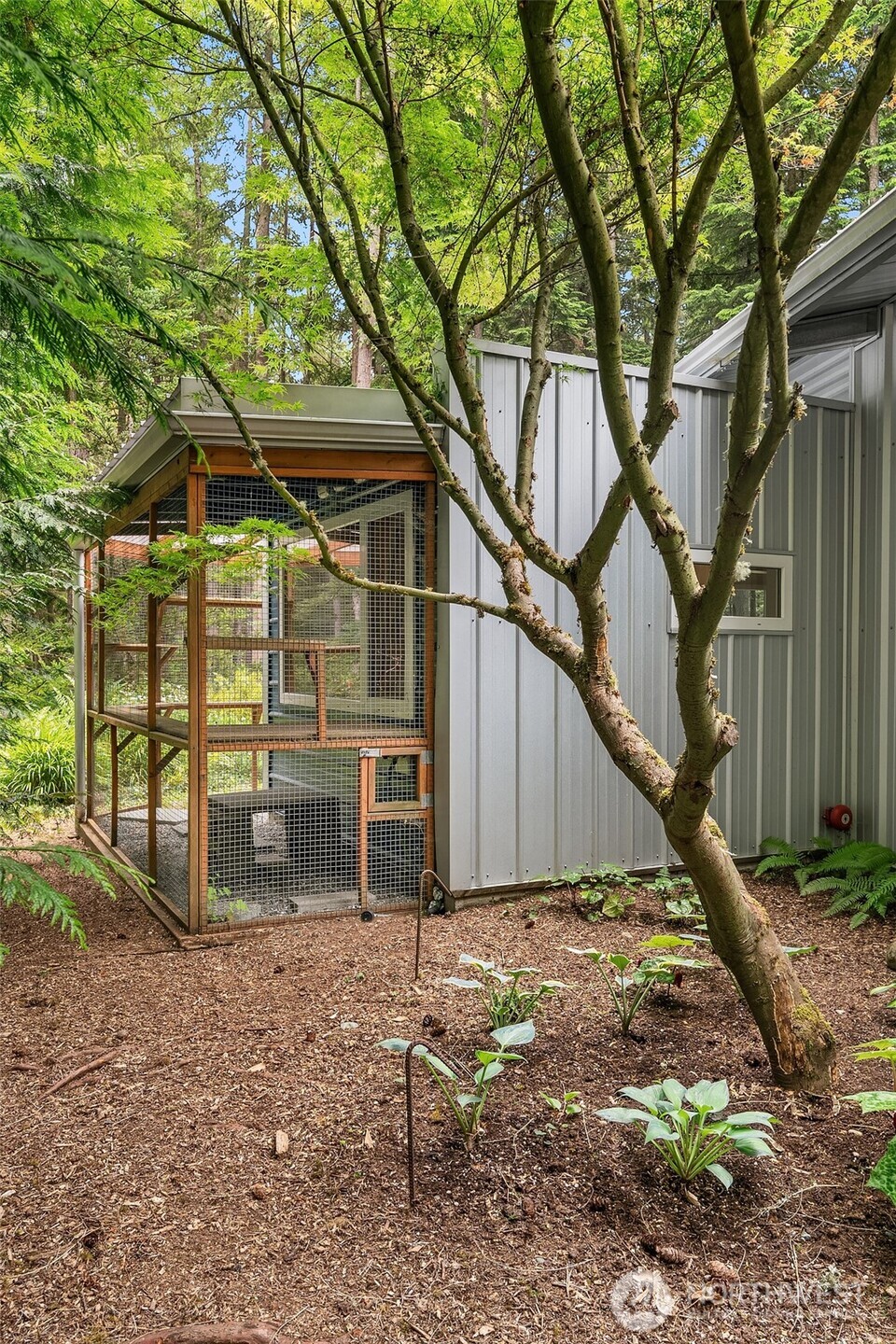 26030 Wax Orchard Road Southwest Vashon, WA 98070 - Photo 32 of 35 Gallery Image 32