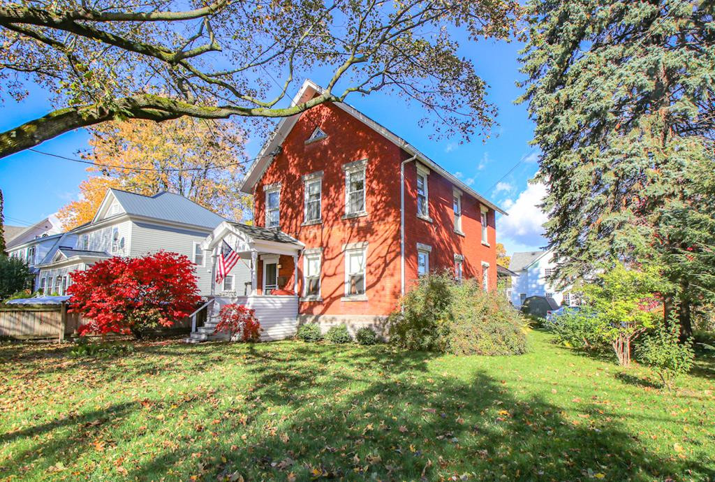 60 Riley Avenue Plattsburgh, NY 12901 - Photo 1 of 16 Gallery Image 1