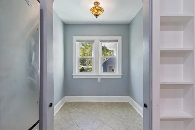 $194,900 | 335 St Louis Avenue, Rockford, IL 61104