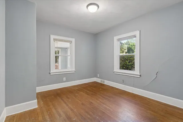 $194,900 | 335 St Louis Avenue, Rockford, IL 61104