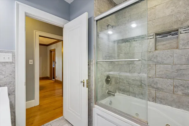 $194,900 | 335 St Louis Avenue, Rockford, IL 61104