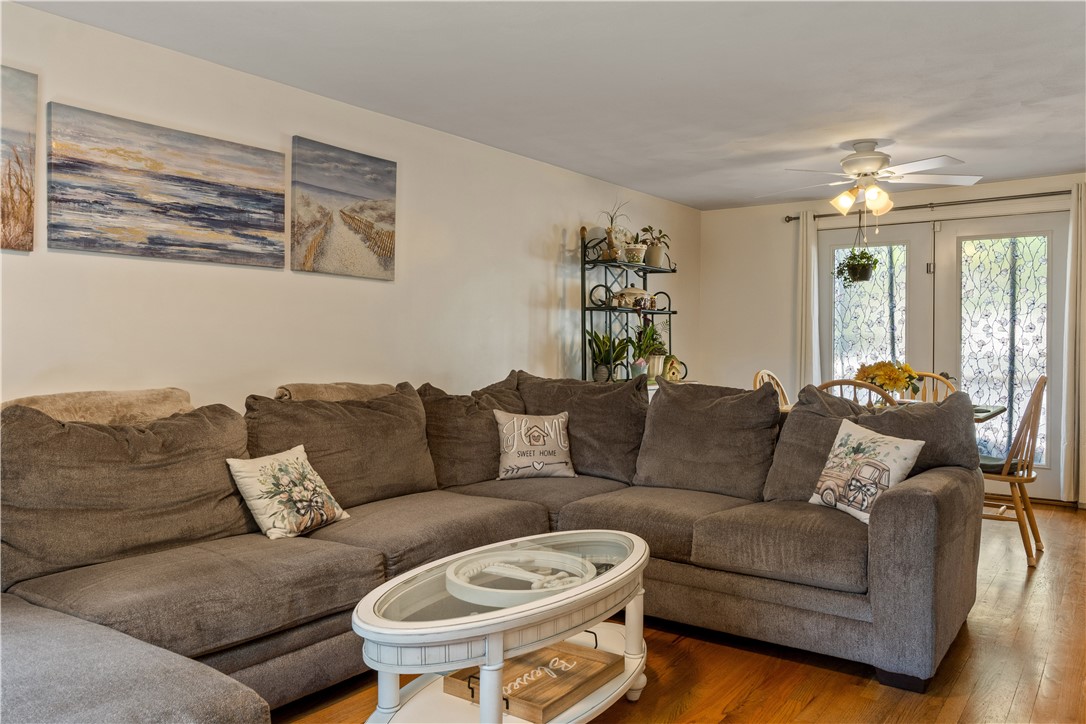 591 Sandy Lane Warwick, RI 02889 - Photo 5 of 47