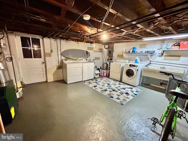 $300,000 | 898 Woodlawn Avenue, Phoenixville, PA 19460
