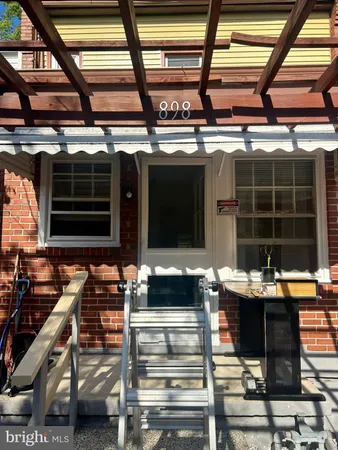 $300,000 | 898 Woodlawn Avenue, Phoenixville, PA 19460