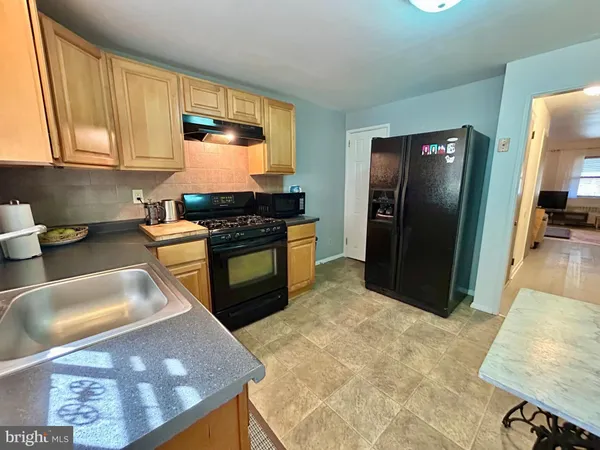 $300,000 | 898 Woodlawn Avenue, Phoenixville, PA 19460