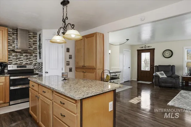 $350,000 | 1124 North Fillmore Street, Jerome, ID 83338