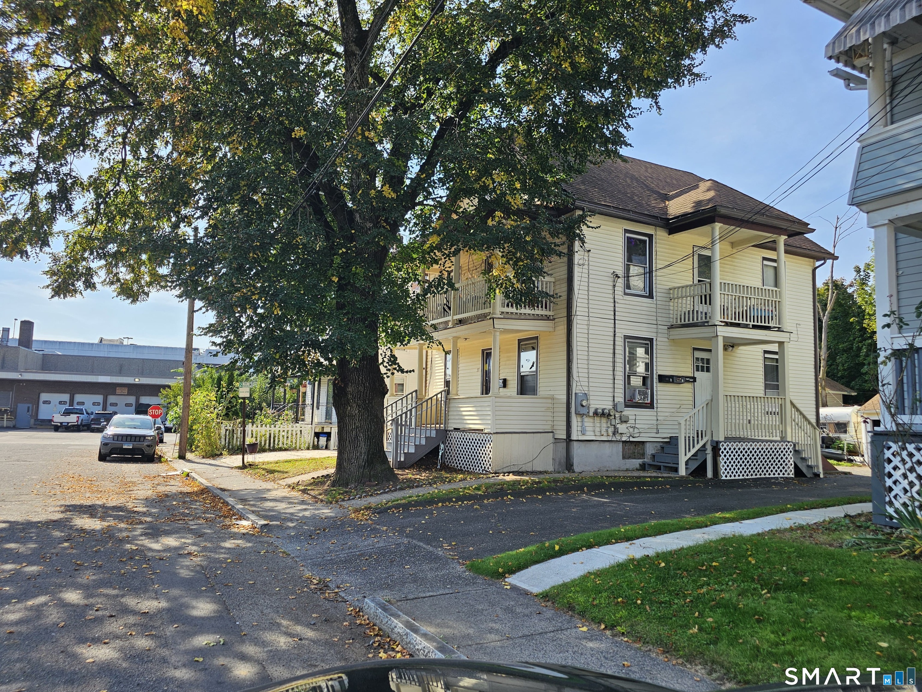 55 Foley Street Bristol, CT 06010 - Photo 4 of 18 Gallery Image 4