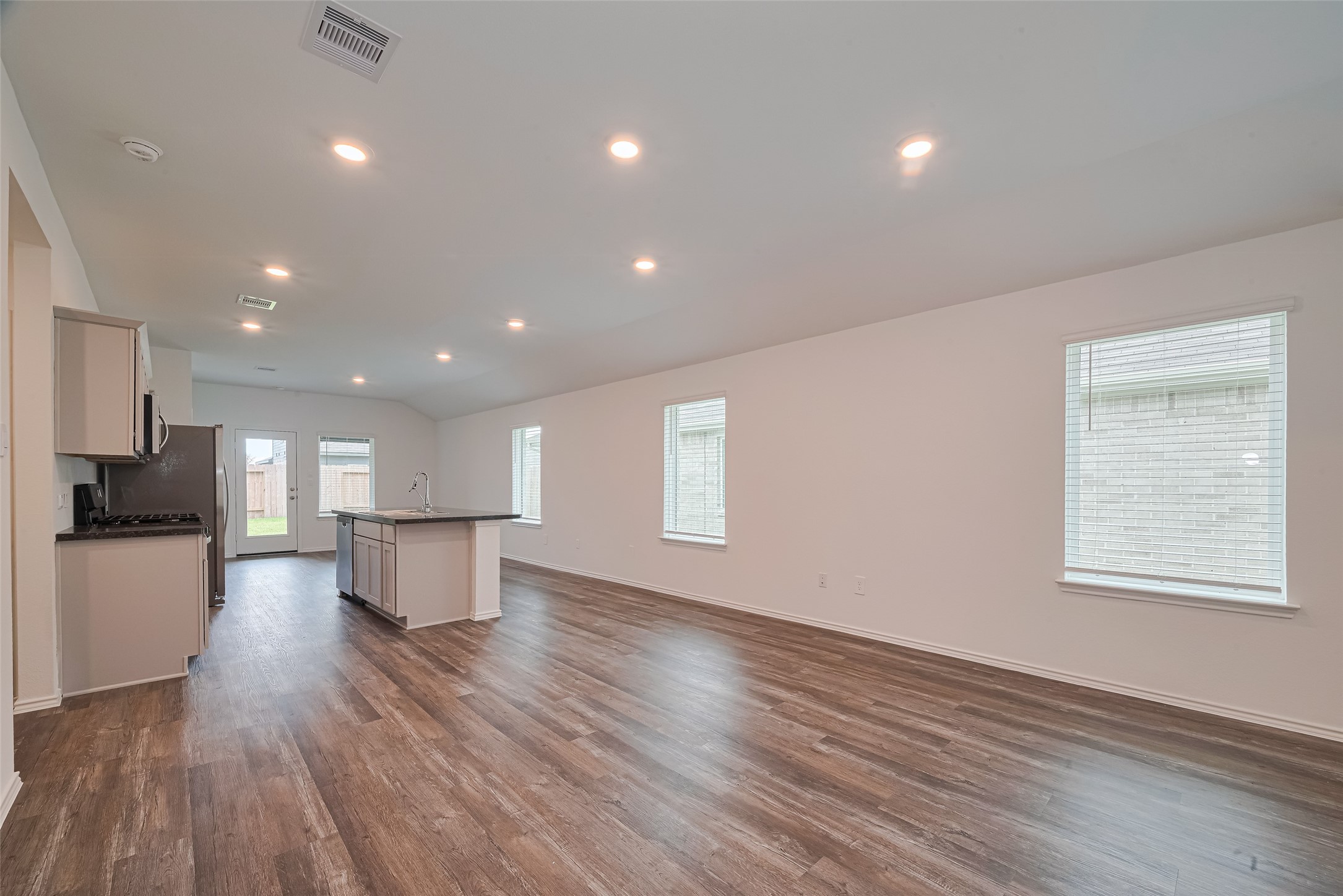 6018 Alberta Falls Dr Spring Spring, TX 77373 - Photo 10 of 46