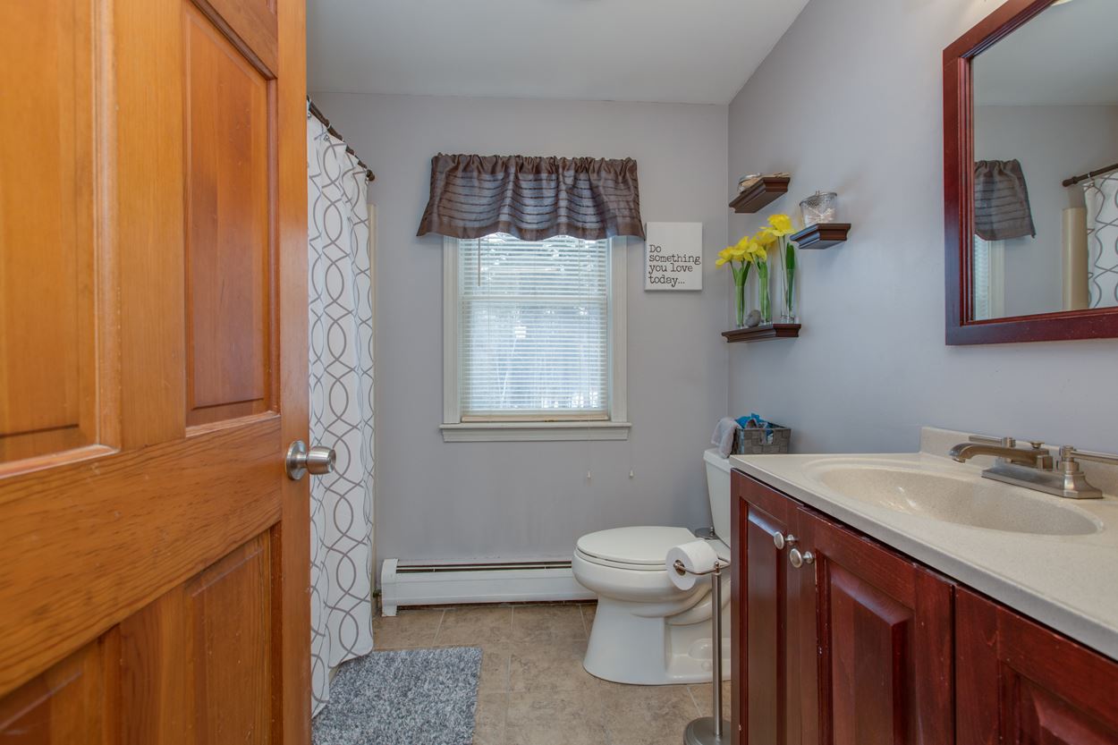 15 Rolling Hill Road Hampstead, NH 03841 - Photo 23 of 35 Gallery Image 23