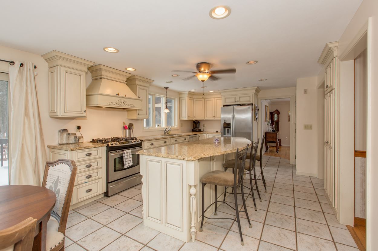 15 Rolling Hill Road Hampstead, NH 03841 - Photo 7 of 35 Gallery Image 7