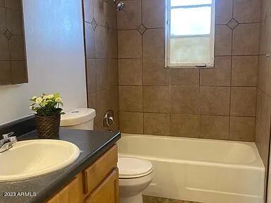 1912 East Roma Avenue Phoenix, AZ 85016 - Photo 8 of 16 Gallery Image 8