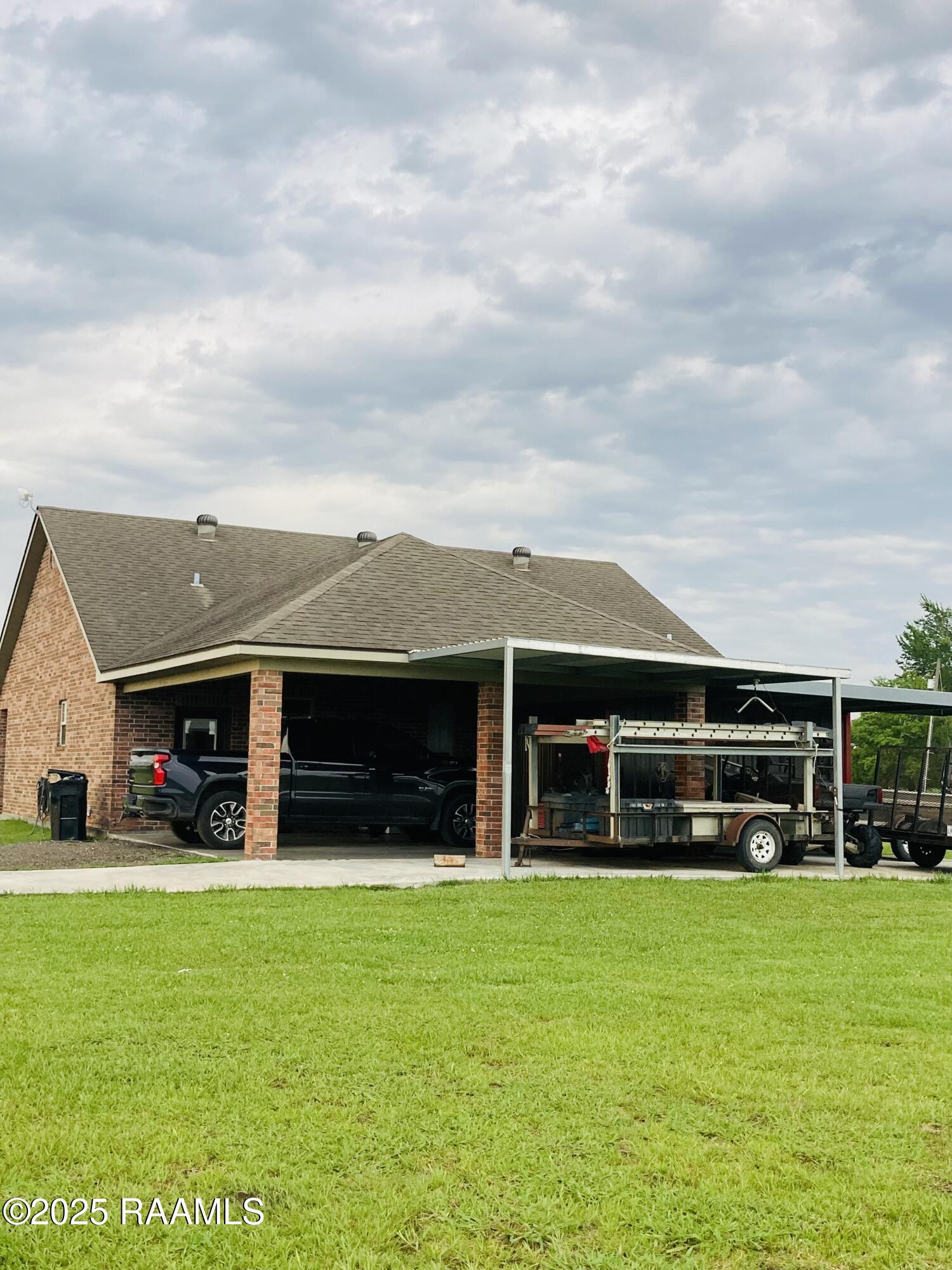 1702 Guy Road New Iberia, LA 70563 - Photo 4 of 19 IMG_1875