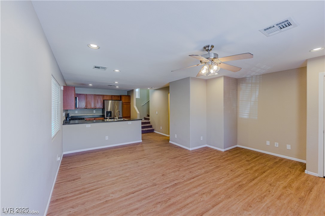 7653 Fabled Filigree Street Las Vegas, NV 89149 - Photo 4 of 35