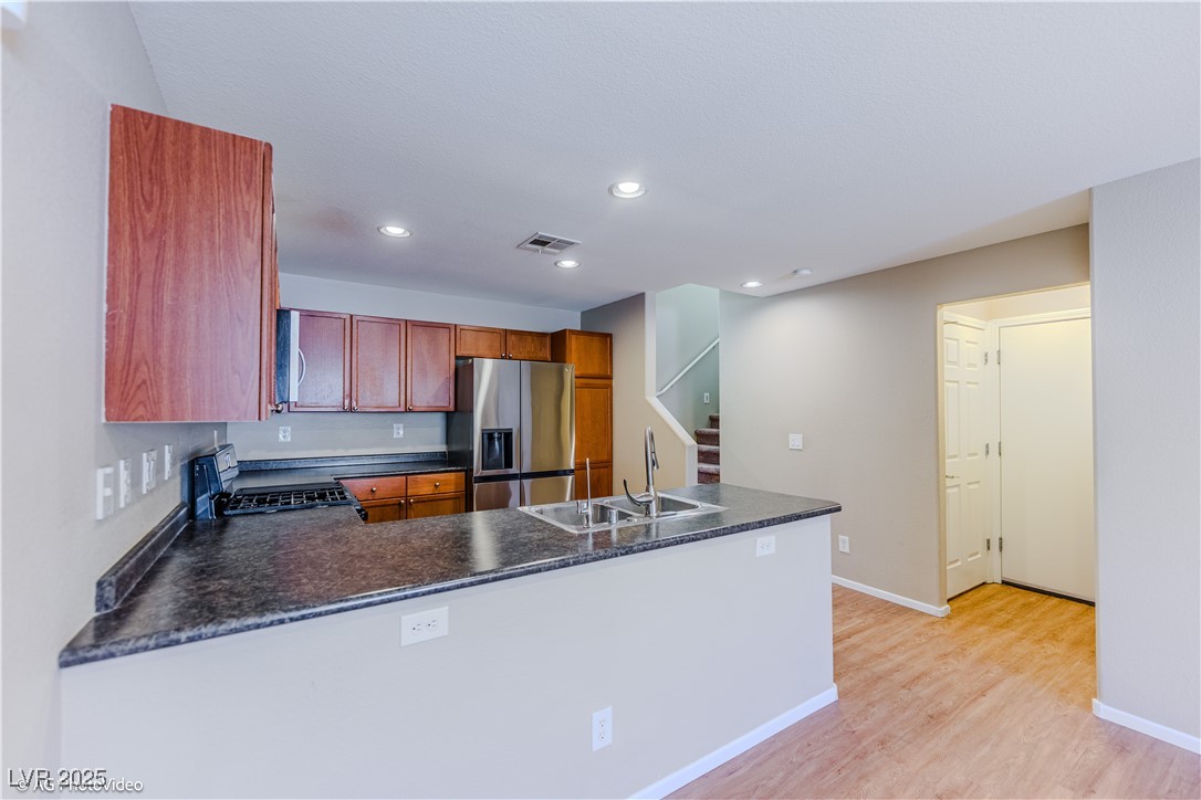 7653 Fabled Filigree Street Las Vegas, NV 89149 - Photo 10 of 35