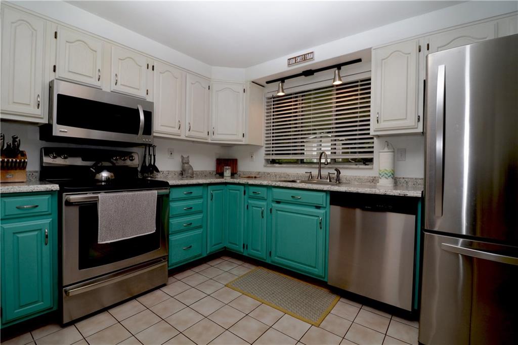 1521 Anderson Road Pittsburgh, PA 15209 - Photo 7 of 16