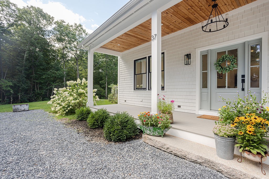 37 Amy Hart Path Little Compton, RI 02837 - Photo 32 of 45 Gallery Image 32