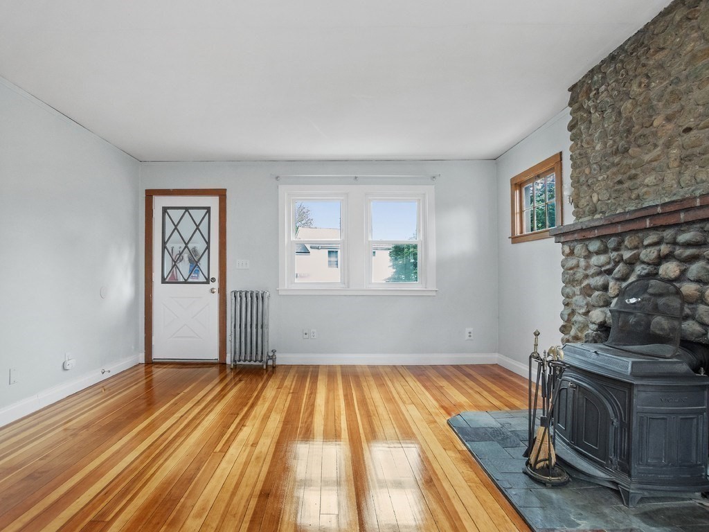80 Bruce Road Waltham, MA 02453 - Photo 7 of 41 Gallery Image 7