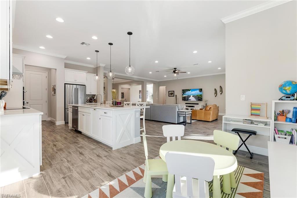 3684 Pilot Circle Naples, FL 34120 - Photo 16 of 50