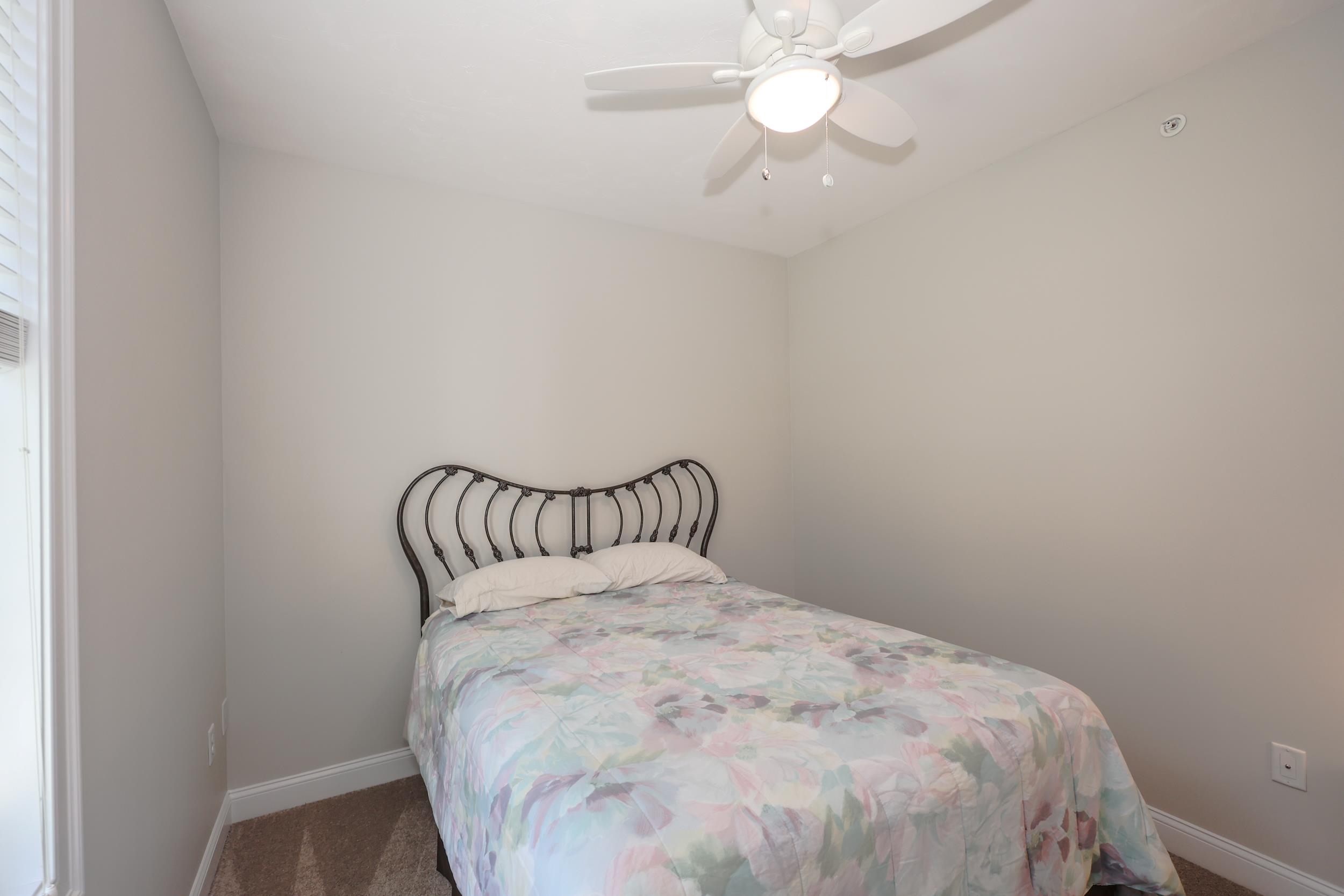 145 Clement Road Pelham, NH 03076 - Photo 26 of 46