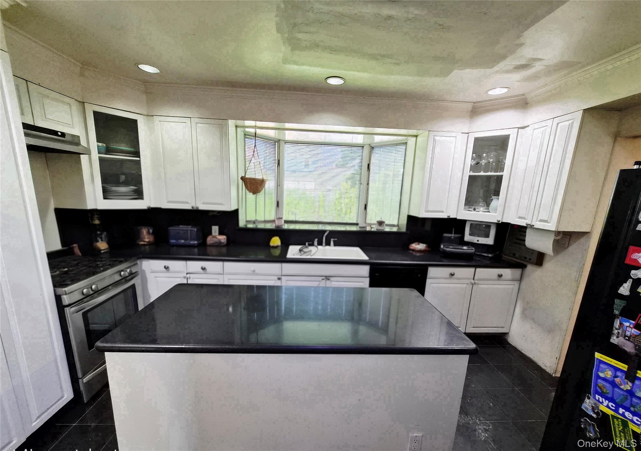 194-04 110th Road Queens, NY 11412 - Photo 21 of 37 Gallery Image 21