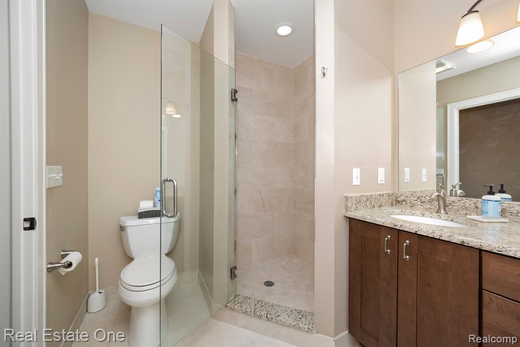 421 North Castell Avenue Rochester, MI 48307 - Photo 31 of 50