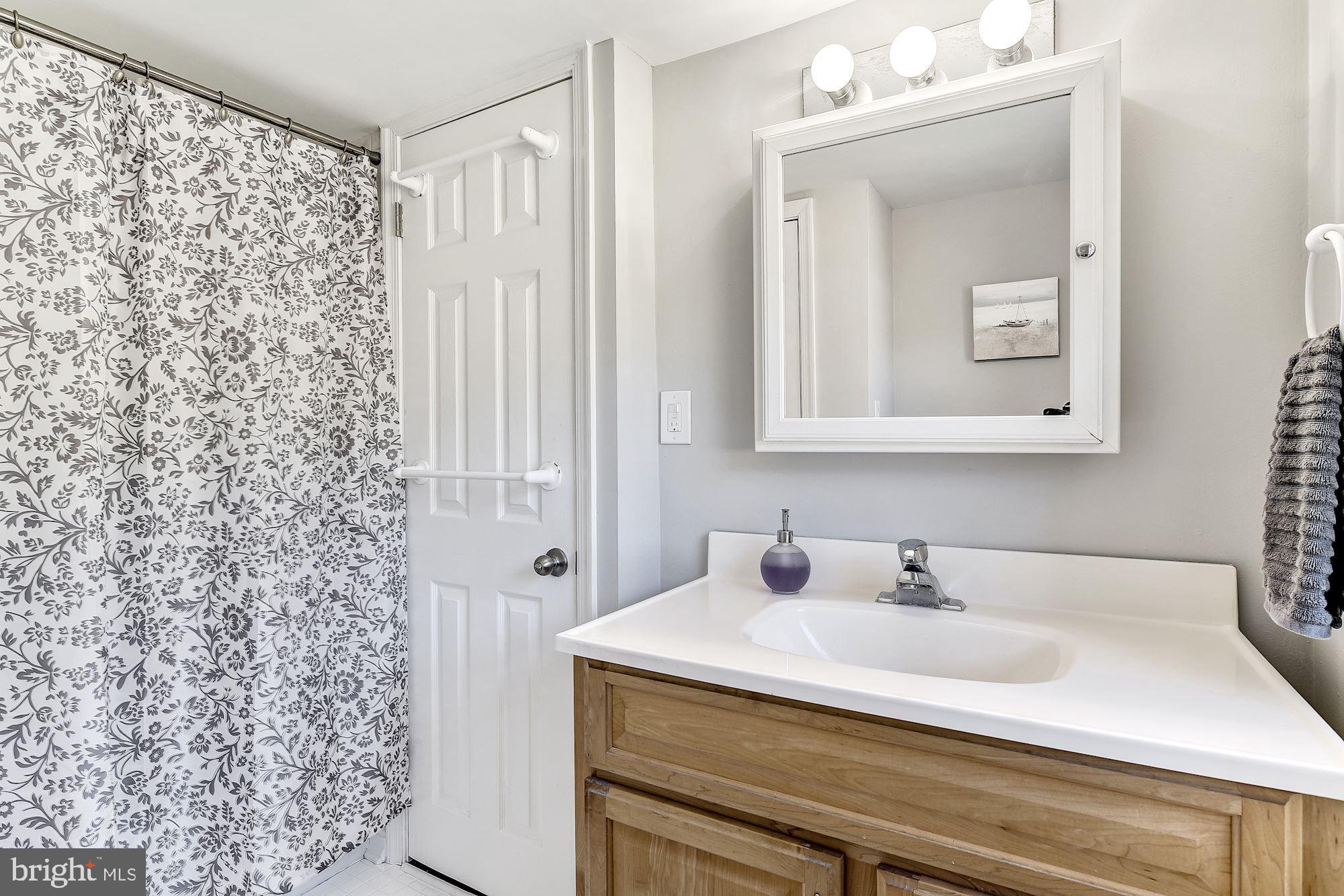 2772 Riverview Drive Riva, MD 21140 - Photo 22 of 32 Full Bath