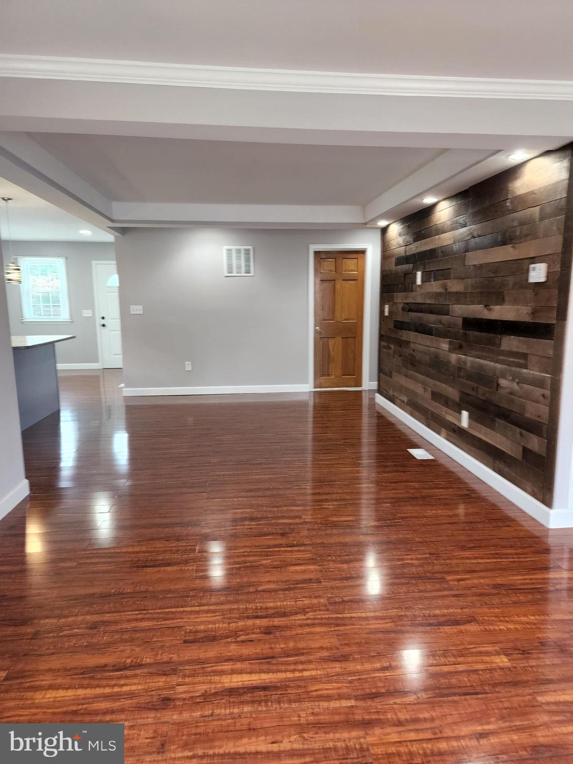 625 Beverly Road Reisterstown, MD 21136 - Photo 3 of 20 Gallery Image 3