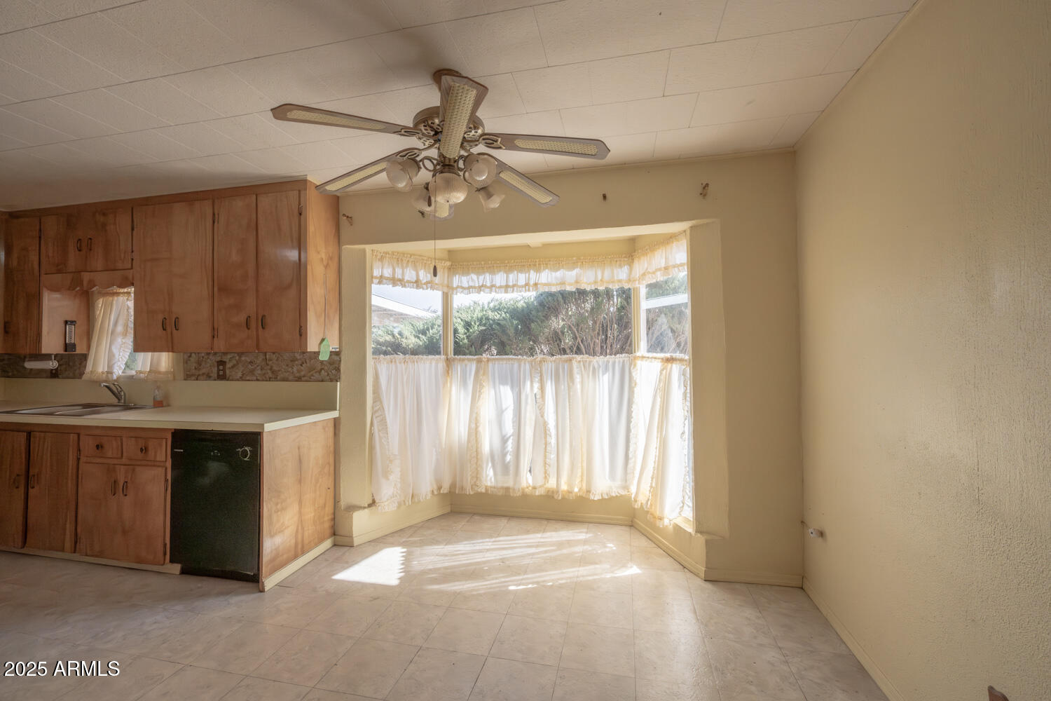 3923 West Thompson Road Elfrida, AZ 85610 - Photo 16 of 63 3923WThompson-35